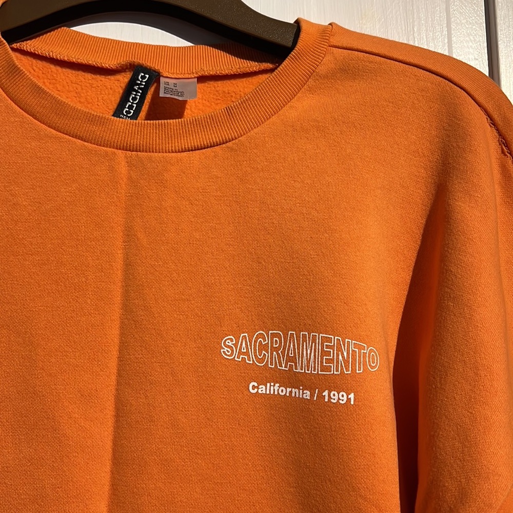 Divided H&M Drawstring Sweater - Picture 2 of 3